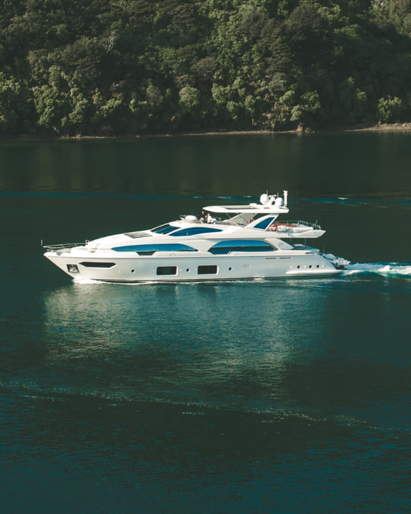 Luxury Yacht Charters (50ft - 120ft) - Luxury Aviation & Maritime Charter